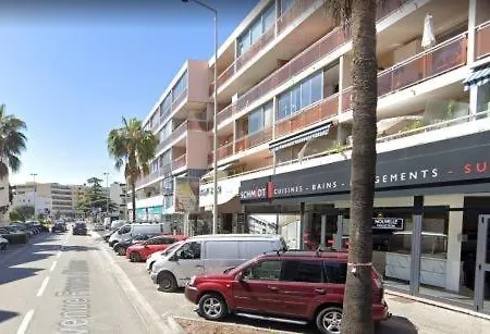 Studio Climatise Le Flot Bleu Proche Plages, Aeroport, Centre Formations, Cap 3000, Cerfpa Apartment